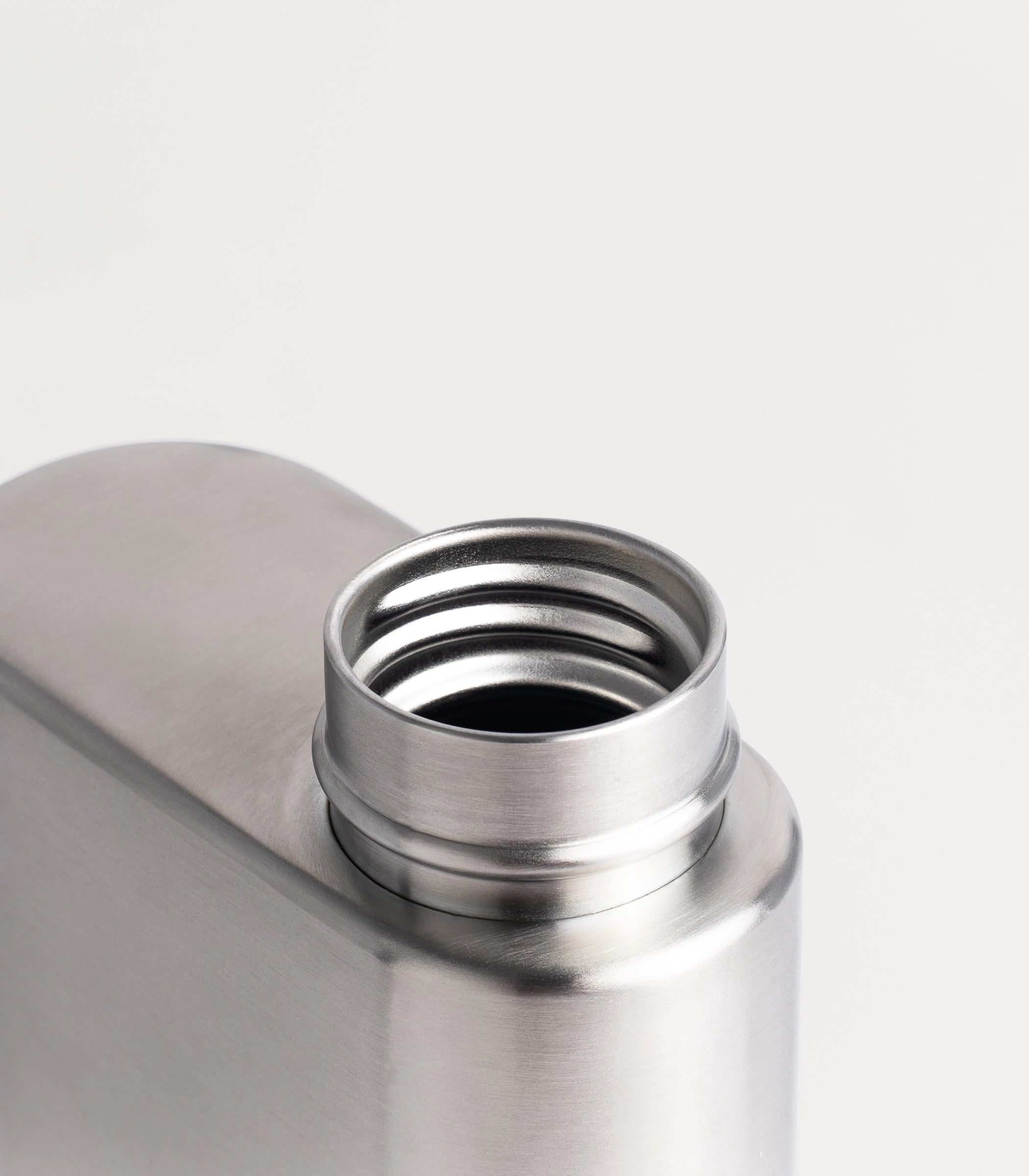 VESSEL - 750ml - BURGUNDY